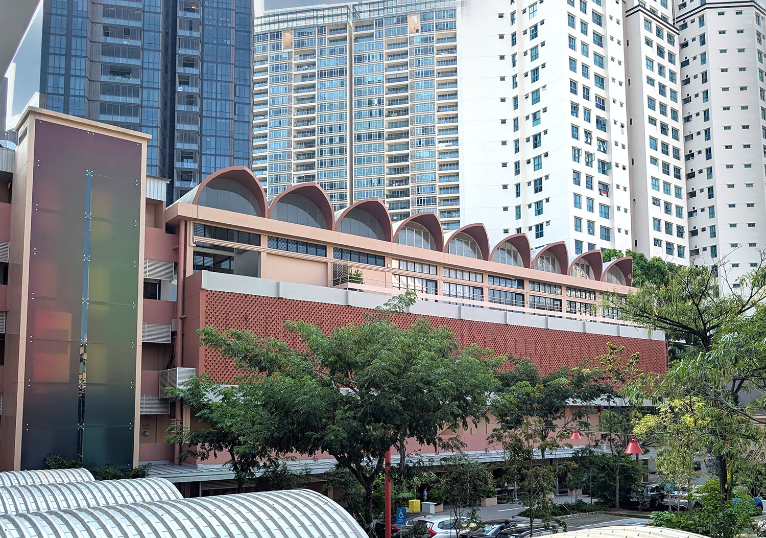 シンガポールの廃校活用 New Bahru。旧校舎がローカルカルチャーの拠点に